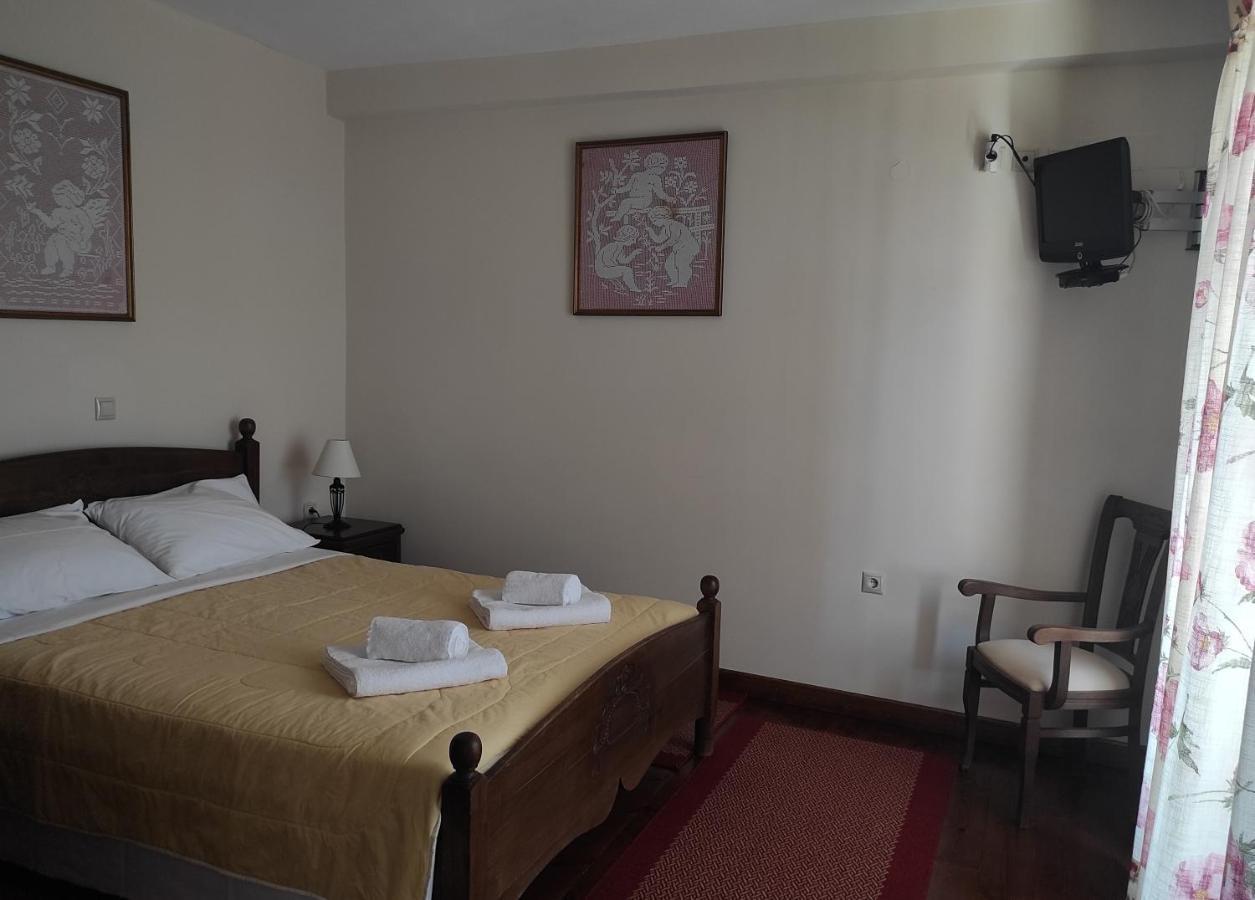 Meterizi Guesthouse Varvítsa Exteriér fotografie